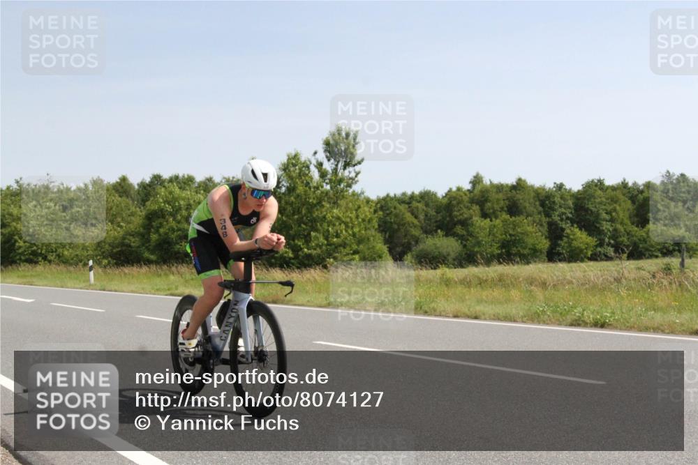 22.06.2025 - Viking Triathlon Yannick Fuchs http://msf.ph/oto/8074127 22.06.2025 11:16:52 Radfahren 69, 121, 125, 271, 348, 443, 660 meine-sportfotos.de