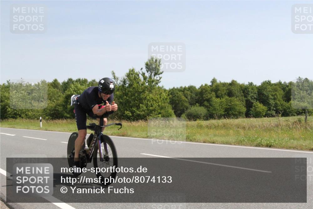 22.06.2025 - Viking Triathlon Yannick Fuchs http://msf.ph/oto/8074133 22.06.2025 11:16:55 Radfahren 69, 98, 121, 124, 125, 348, 443, 471, 478, 660 meine-sportfotos.de