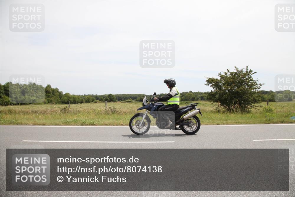 22.06.2025 - Viking Triathlon Yannick Fuchs http://msf.ph/oto/8074138 22.06.2025 12:58:10 Radfahren 337, 394 meine-sportfotos.de