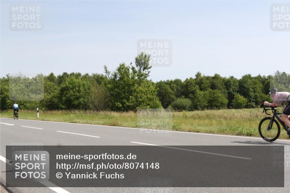 22.06.2025 - Viking Triathlon Yannick Fuchs http://msf.ph/oto/8074148 22.06.2025 11:17:06 Radfahren 24, 202, 308, 491, 551 meine-sportfotos.de