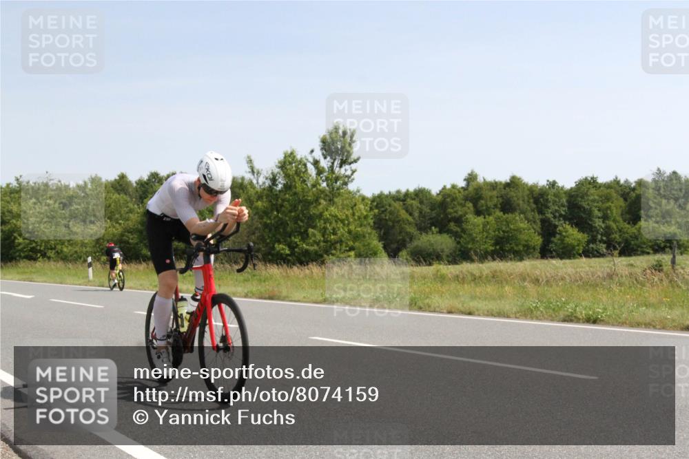 22.06.2025 - Viking Triathlon Yannick Fuchs http://msf.ph/oto/8074159 22.06.2025 11:17:17 Radfahren 37, 364, 418, 435, 468, 630 meine-sportfotos.de