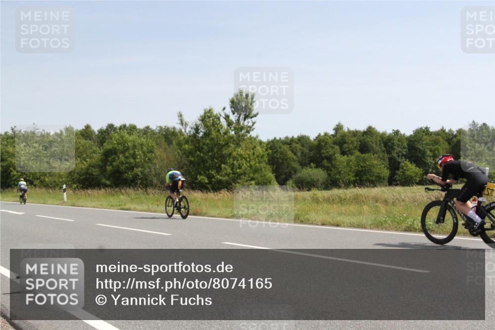 22.06.2025 - Viking Triathlon Yannick Fuchs http://msf.ph/oto/8074165 22.06.2025 11:17:25 Radfahren 37, 140, 418 meine-sportfotos.de