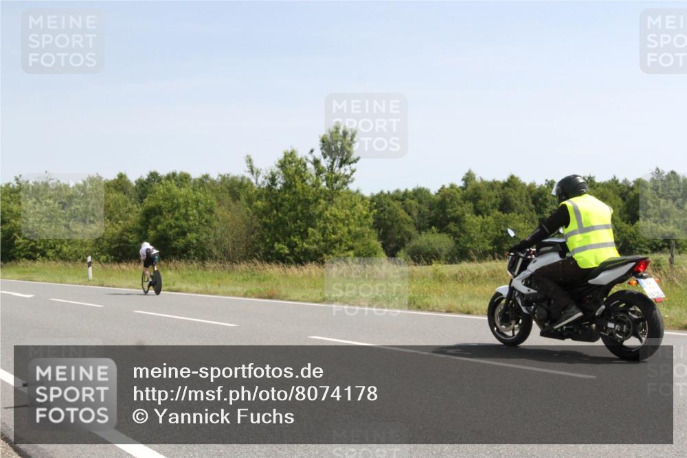 22.06.2025 - Viking Triathlon Yannick Fuchs http://msf.ph/oto/8074178 22.06.2025 11:17:52 Radfahren 166, 214, 229, 464, 521, 533, 549, 645 meine-sportfotos.de