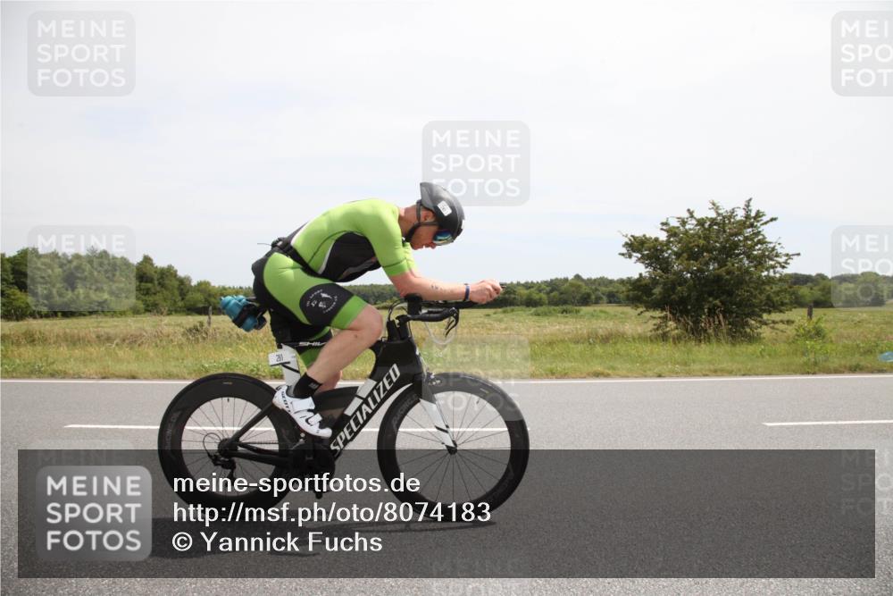 22.06.2025 - Viking Triathlon Yannick Fuchs http://msf.ph/oto/8074183 22.06.2025 12:58:39 Radfahren 180, 281, 358, 411, 487 meine-sportfotos.de