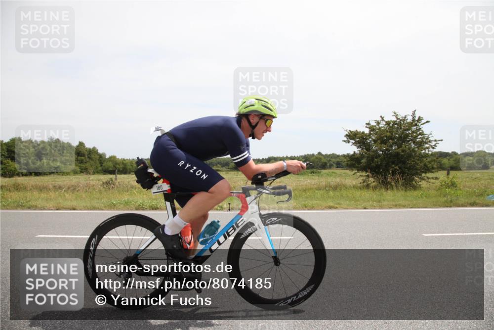22.06.2025 - Viking Triathlon Yannick Fuchs http://msf.ph/oto/8074185 22.06.2025 12:58:40 Radfahren 180, 281, 358, 487 meine-sportfotos.de