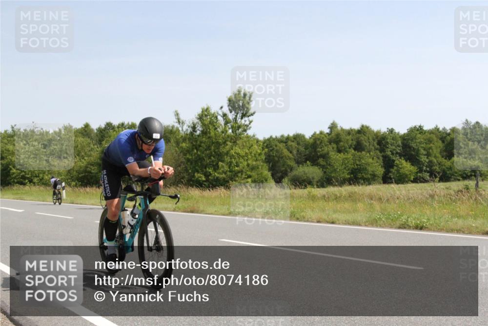 22.06.2025 - Viking Triathlon Yannick Fuchs http://msf.ph/oto/8074186 22.06.2025 11:17:56 Radfahren 5, 166, 214, 229, 242, 243, 284, 294, 464, 486, 492, 533, 549 meine-sportfotos.de