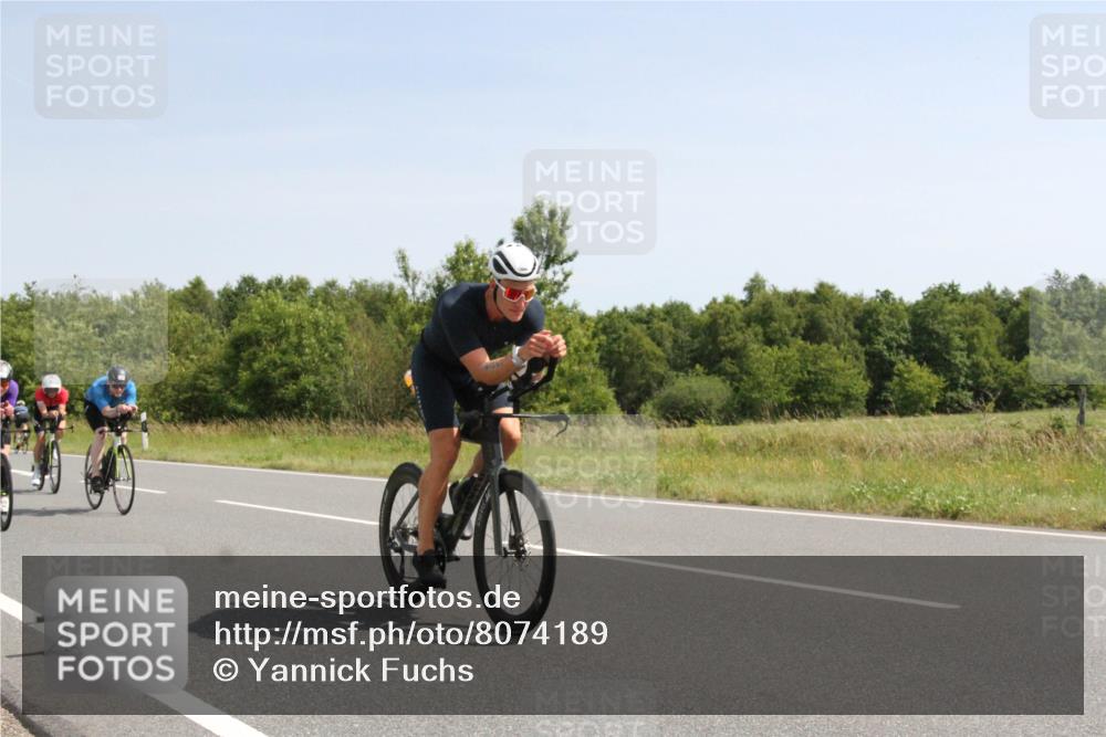 22.06.2025 - Viking Triathlon Yannick Fuchs http://msf.ph/oto/8074189 22.06.2025 11:17:58 Radfahren 5, 87, 214, 229, 242, 243, 284, 294, 464, 486, 492, 549 meine-sportfotos.de