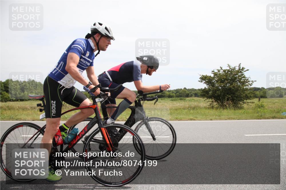22.06.2025 - Viking Triathlon Yannick Fuchs http://msf.ph/oto/8074199 22.06.2025 12:58:44 Radfahren 78, 180, 253, 422, 425 meine-sportfotos.de