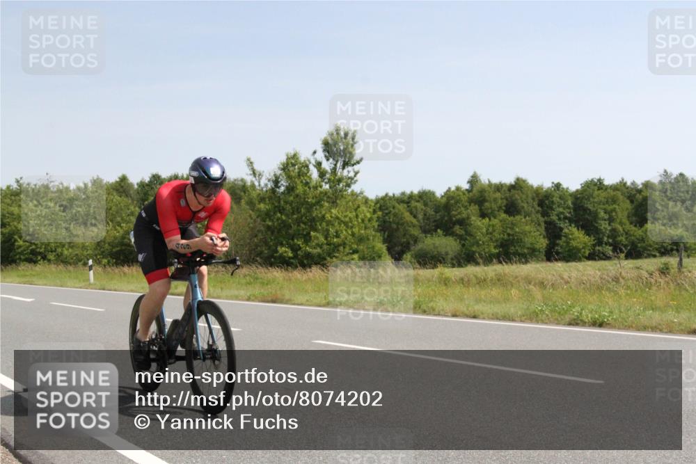 22.06.2025 - Viking Triathlon Yannick Fuchs http://msf.ph/oto/8074202 22.06.2025 11:18:04 Radfahren 87, 193, 207, 242, 284, 294, 429, 492 meine-sportfotos.de