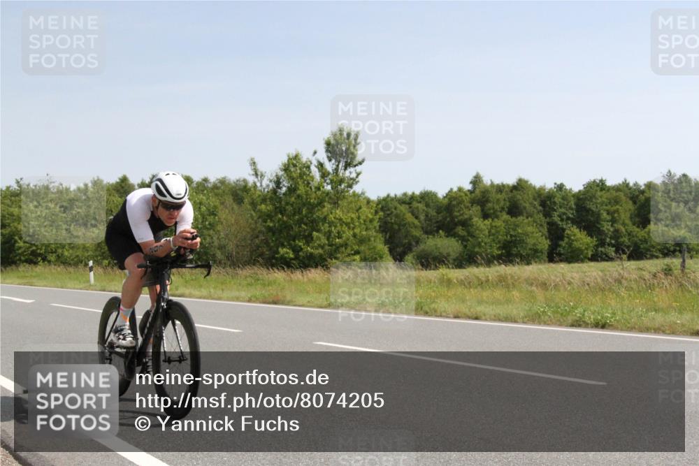 22.06.2025 - Viking Triathlon Yannick Fuchs http://msf.ph/oto/8074205 22.06.2025 11:18:06 Radfahren 87, 193, 207, 429, 492 meine-sportfotos.de
