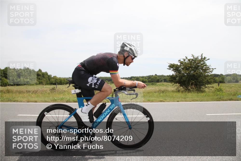 22.06.2025 - Viking Triathlon Yannick Fuchs http://msf.ph/oto/8074209 22.06.2025 12:58:57 Radfahren 26, 61, 375 meine-sportfotos.de