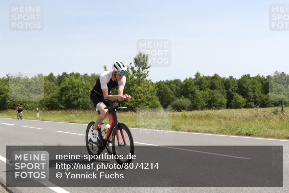 22.06.2025 - Viking Triathlon Yannick Fuchs http://msf.ph/oto/8074214 22.06.2025 11:18:18 Radfahren 63, 147, 206, 264, 543, 612 meine-sportfotos.de