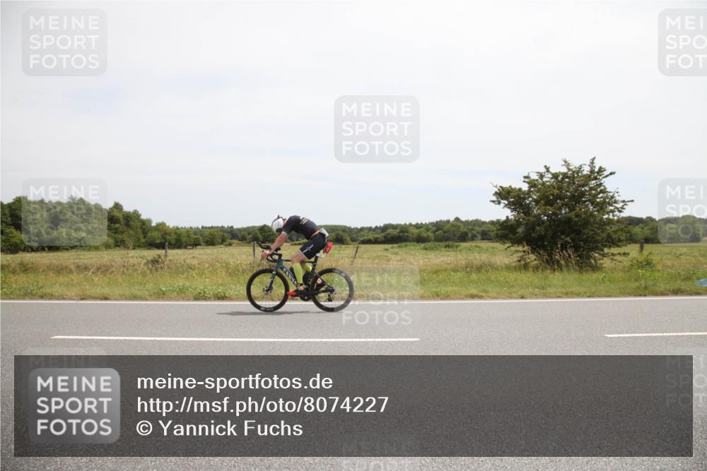 22.06.2025 - Viking Triathlon Yannick Fuchs http://msf.ph/oto/8074227 22.06.2025 12:59:05 Radfahren 234 meine-sportfotos.de