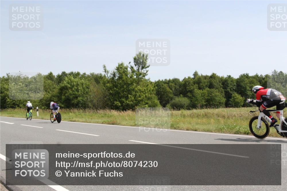 22.06.2025 - Viking Triathlon Yannick Fuchs http://msf.ph/oto/8074230 22.06.2025 11:19:07 Radfahren 4, 137, 190, 353, 374, 527, 641 meine-sportfotos.de