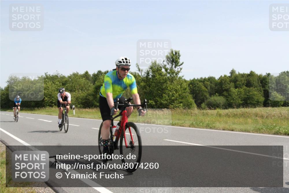 22.06.2025 - Viking Triathlon Yannick Fuchs http://msf.ph/oto/8074260 22.06.2025 11:19:52 Radfahren 17, 62, 100, 116, 224, 226, 278, 350, 457, 520, 623 meine-sportfotos.de