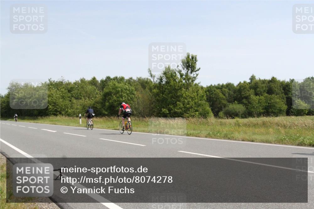 22.06.2025 - Viking Triathlon Yannick Fuchs http://msf.ph/oto/8074278 22.06.2025 11:20:03 Radfahren 48, 53, 136, 273, 355, 402, 640 meine-sportfotos.de