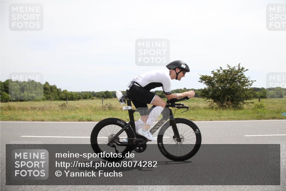 22.06.2025 - Viking Triathlon Yannick Fuchs http://msf.ph/oto/8074282 22.06.2025 13:01:02 Radfahren 360 meine-sportfotos.de