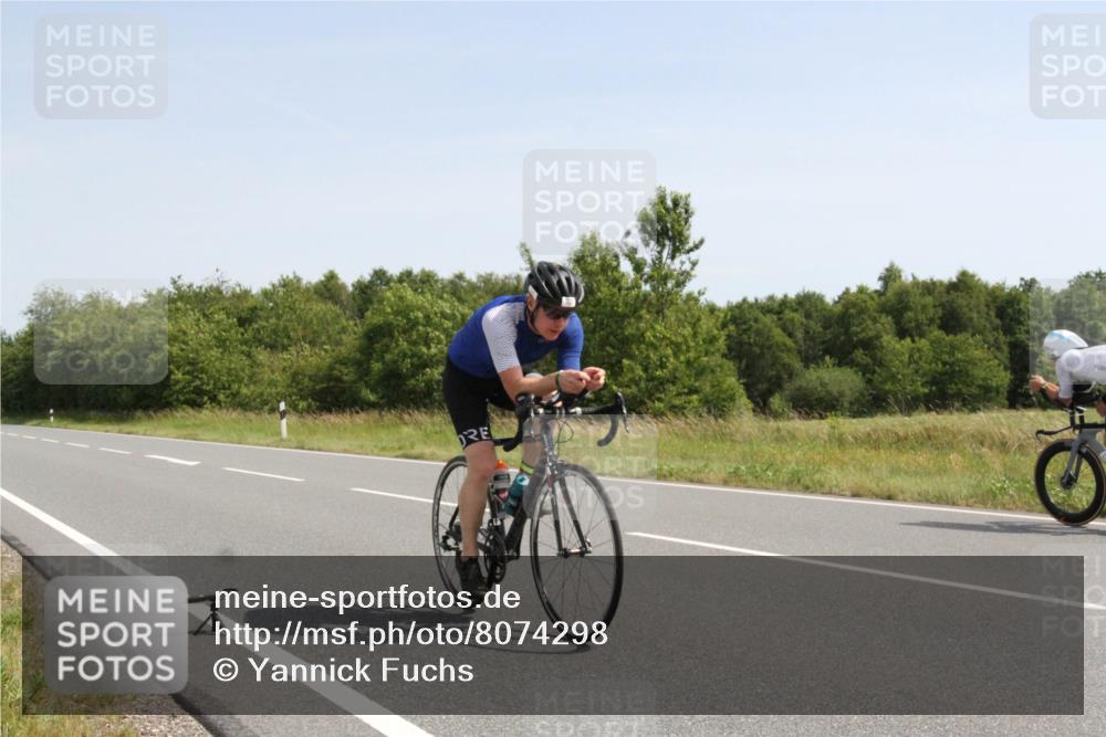 22.06.2025 - Viking Triathlon Yannick Fuchs http://msf.ph/oto/8074298 22.06.2025 11:20:29 Radfahren 106, 608, 628, 631, 654 meine-sportfotos.de