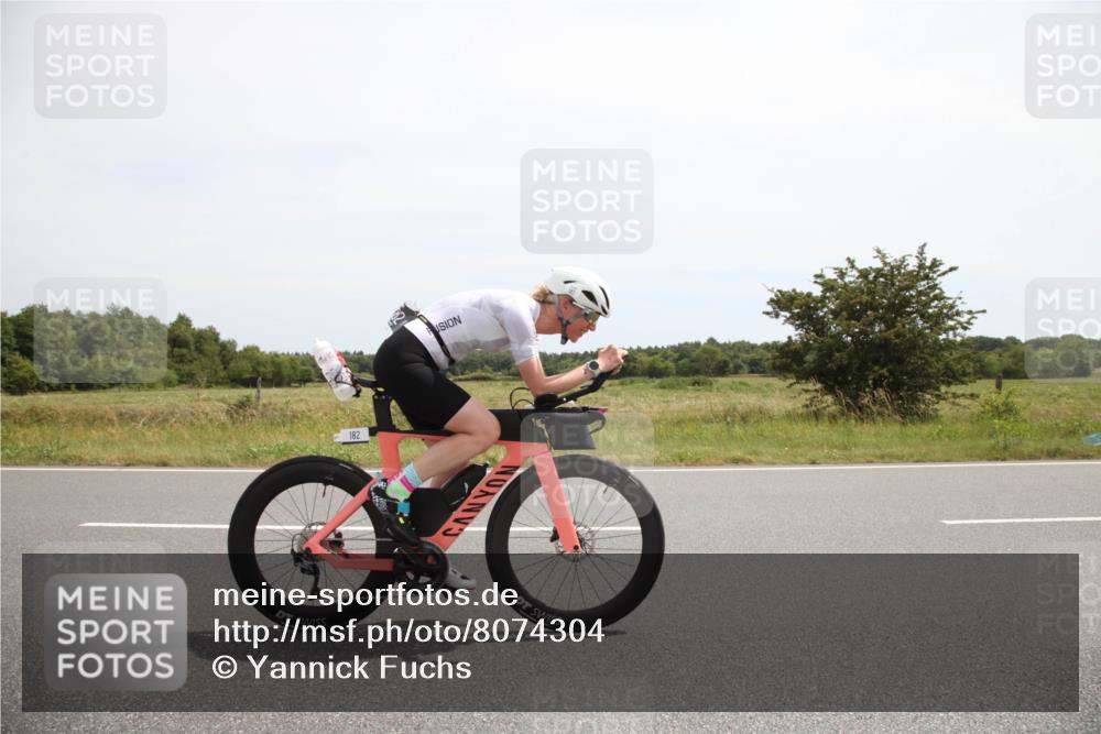 22.06.2025 - Viking Triathlon Yannick Fuchs http://msf.ph/oto/8074304 22.06.2025 13:01:42 Radfahren 182, 419 meine-sportfotos.de