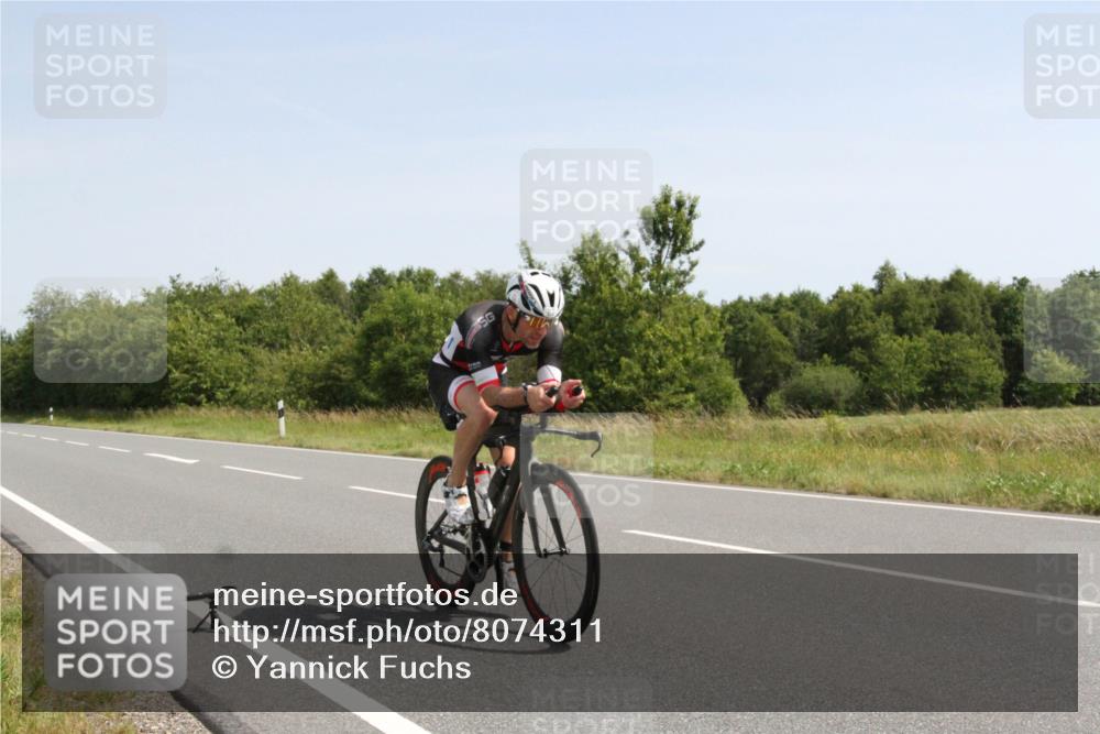 22.06.2025 - Viking Triathlon Yannick Fuchs http://msf.ph/oto/8074311 22.06.2025 11:21:01 Radfahren 97, 292, 422, 524, 546 meine-sportfotos.de