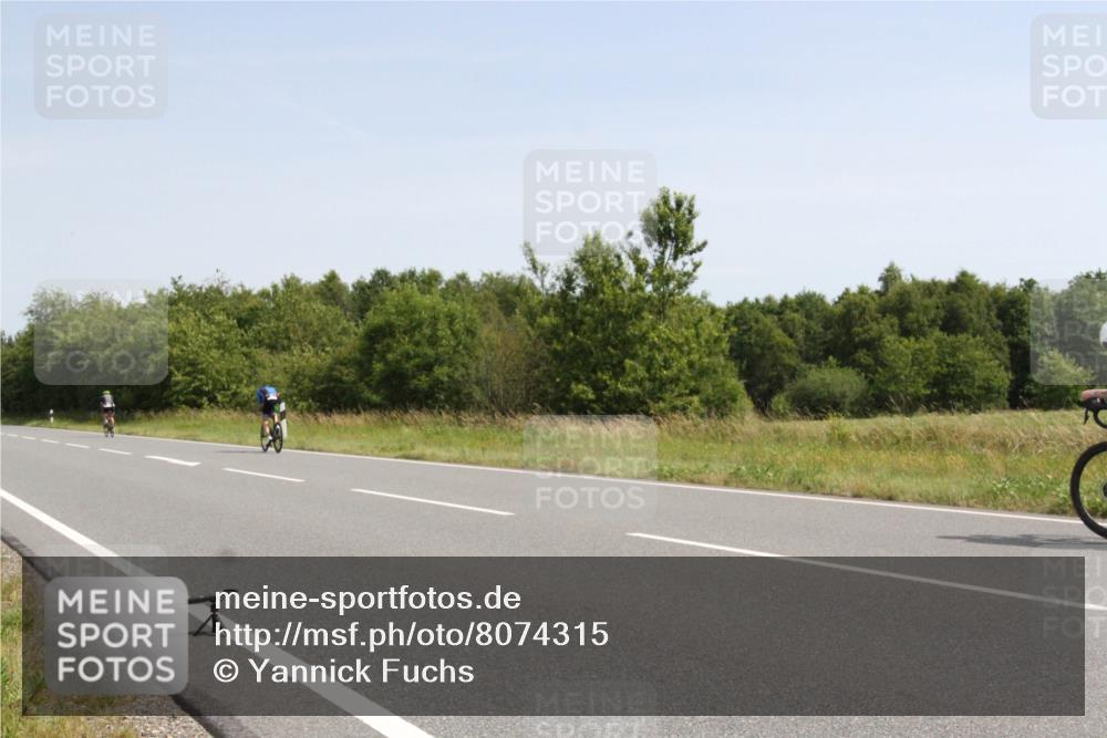 22.06.2025 - Viking Triathlon Yannick Fuchs http://msf.ph/oto/8074315 22.06.2025 11:21:07 Radfahren 97, 146, 149, 201, 208, 422, 477, 557, 656 meine-sportfotos.de