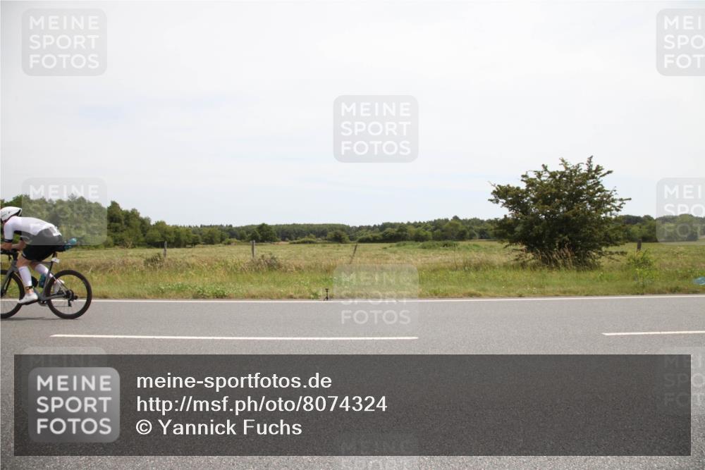 22.06.2025 - Viking Triathlon Yannick Fuchs http://msf.ph/oto/8074324 22.06.2025 13:02:11 Radfahren 97, 106 meine-sportfotos.de