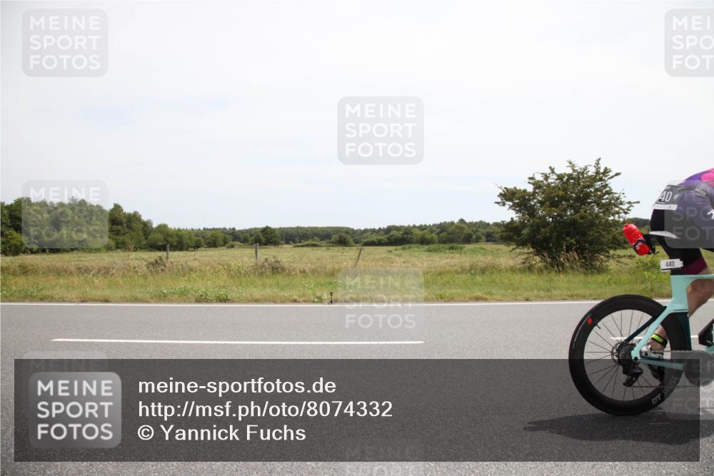 22.06.2025 - Viking Triathlon Yannick Fuchs http://msf.ph/oto/8074332 22.06.2025 13:02:16 Radfahren 440 meine-sportfotos.de