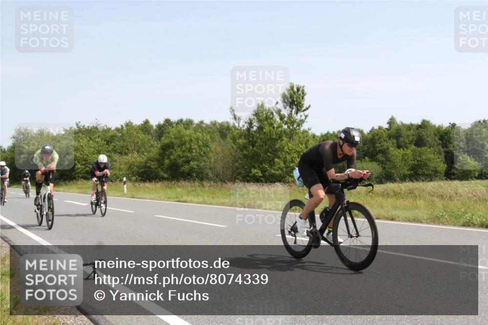 22.06.2025 - Viking Triathlon Yannick Fuchs http://msf.ph/oto/8074339 22.06.2025 11:21:28 Radfahren 50, 70, 75, 127, 296, 469, 522, 550, 643 meine-sportfotos.de