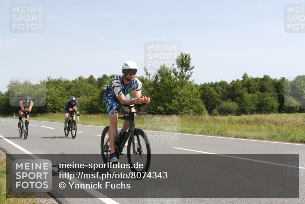 22.06.2025 - Viking Triathlon Yannick Fuchs http://msf.ph/oto/8074343 22.06.2025 11:21:29 Radfahren 50, 70, 75, 127, 296, 469, 522, 550, 643 meine-sportfotos.de