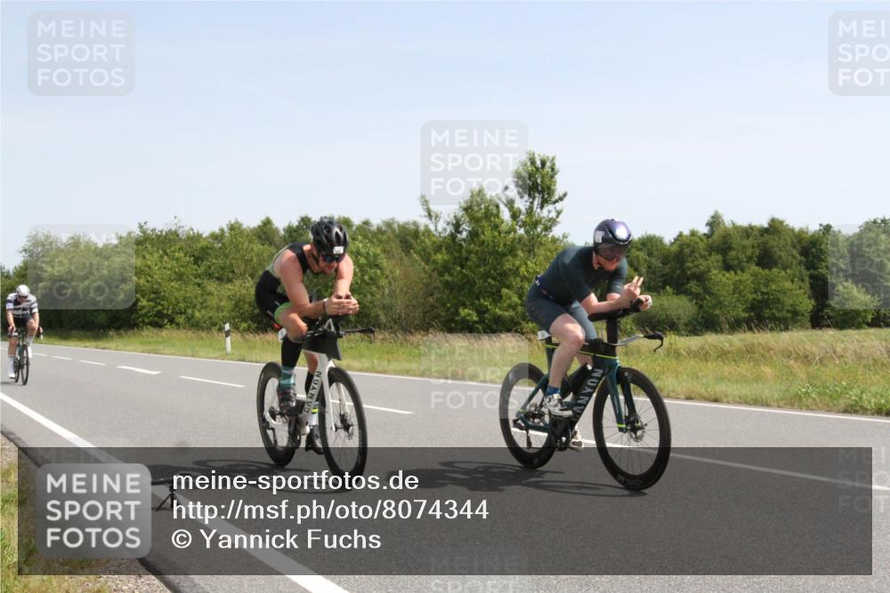 22.06.2025 - Viking Triathlon Yannick Fuchs http://msf.ph/oto/8074344 22.06.2025 11:21:30 Radfahren 50, 70, 75, 127, 296, 469, 522, 550, 643 meine-sportfotos.de