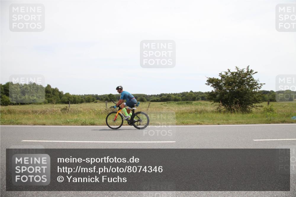 22.06.2025 - Viking Triathlon Yannick Fuchs http://msf.ph/oto/8074346 22.06.2025 13:02:45 Radfahren 23, 433 meine-sportfotos.de