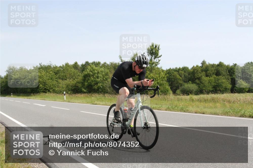 22.06.2025 - Viking Triathlon Yannick Fuchs http://msf.ph/oto/8074352 22.06.2025 11:21:51 Radfahren 297 meine-sportfotos.de