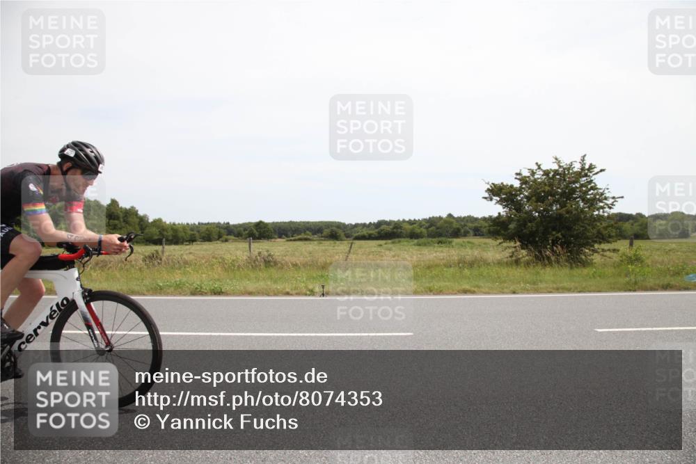 22.06.2025 - Viking Triathlon Yannick Fuchs http://msf.ph/oto/8074353 22.06.2025 13:02:46 Radfahren 23, 433 meine-sportfotos.de