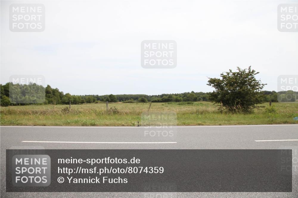 22.06.2025 - Viking Triathlon Yannick Fuchs http://msf.ph/oto/8074359 22.06.2025 13:02:48 Radfahren 433 meine-sportfotos.de