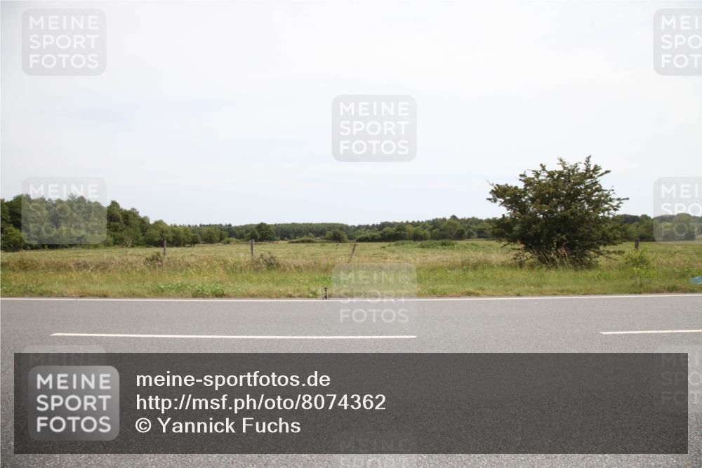 22.06.2025 - Viking Triathlon Yannick Fuchs http://msf.ph/oto/8074362 22.06.2025 13:02:48 Radfahren 433 meine-sportfotos.de