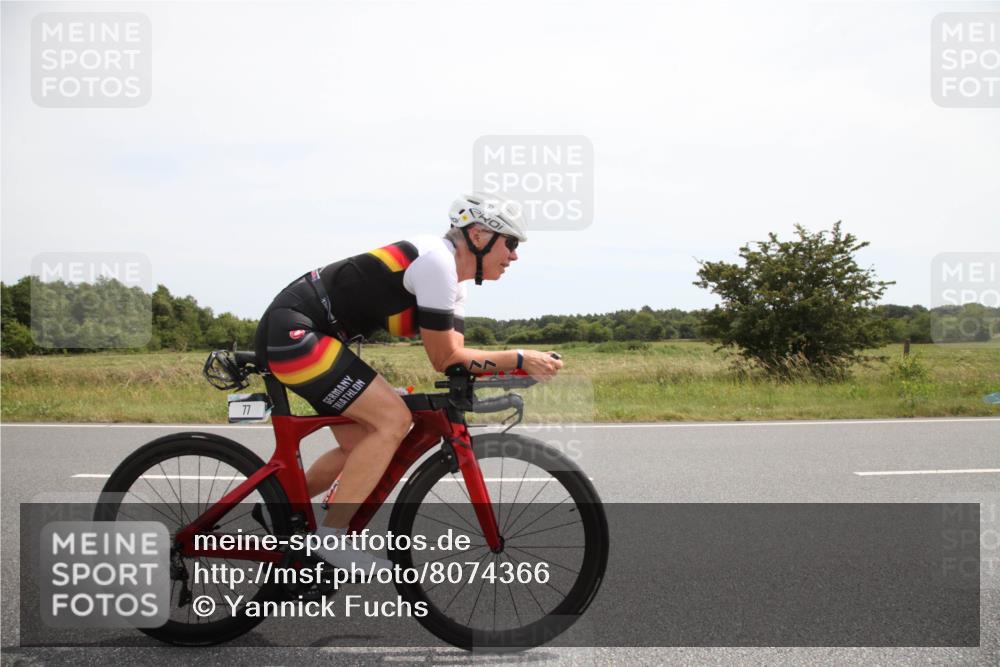 22.06.2025 - Viking Triathlon Yannick Fuchs http://msf.ph/oto/8074366 22.06.2025 13:02:54 Radfahren 77 meine-sportfotos.de