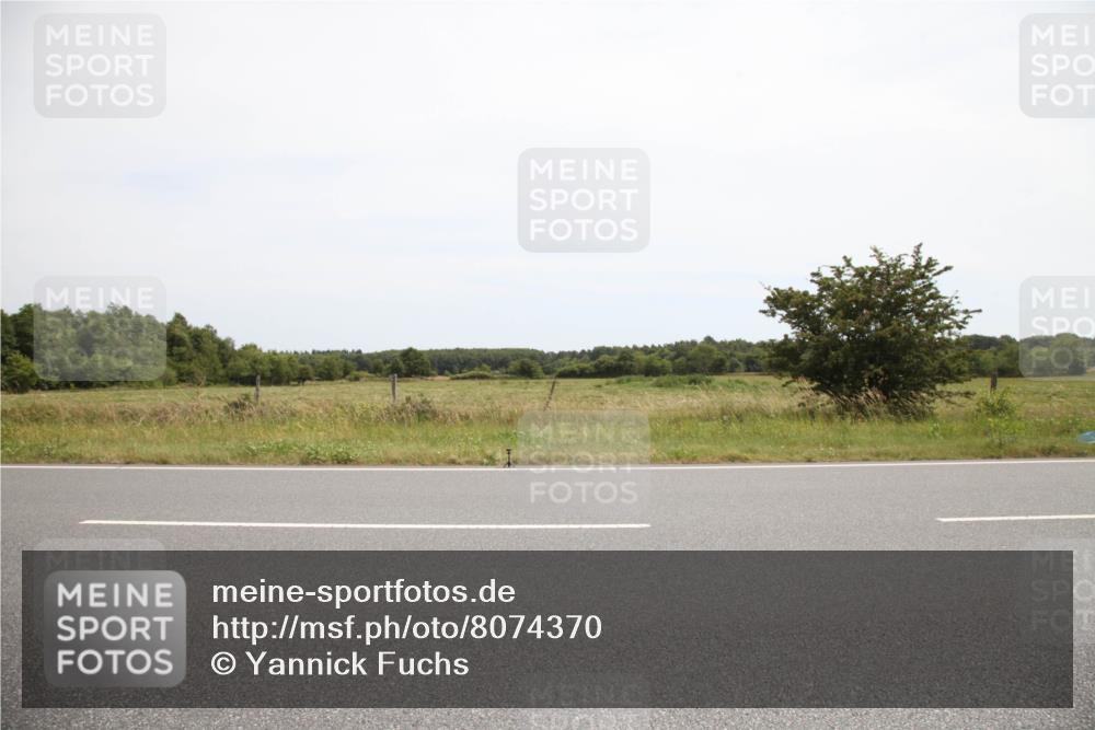 22.06.2025 - Viking Triathlon Yannick Fuchs http://msf.ph/oto/8074370 22.06.2025 13:02:55 Radfahren 77 meine-sportfotos.de