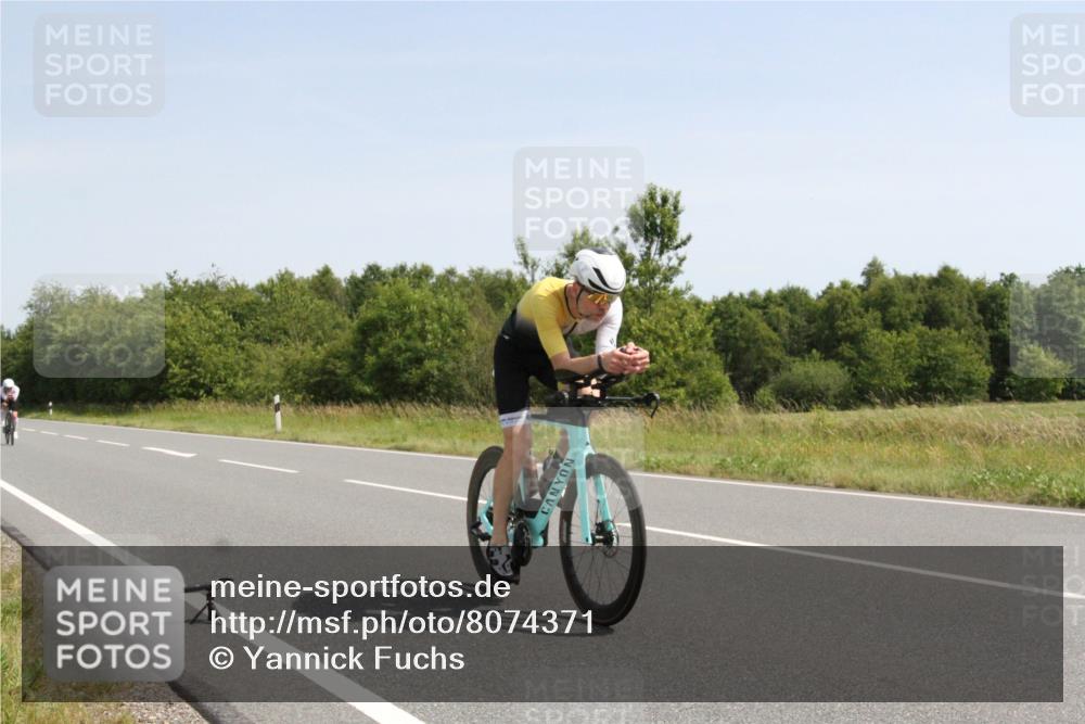22.06.2025 - Viking Triathlon Yannick Fuchs http://msf.ph/oto/8074371 22.06.2025 11:22:21 Radfahren 42, 47, 91, 165, 257, 490, 661 meine-sportfotos.de