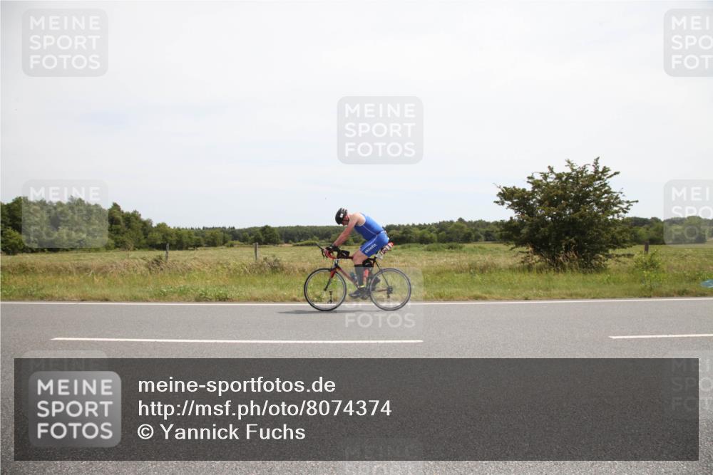 22.06.2025 - Viking Triathlon Yannick Fuchs http://msf.ph/oto/8074374 22.06.2025 13:03:15 Radfahren 86, 490, 657 meine-sportfotos.de