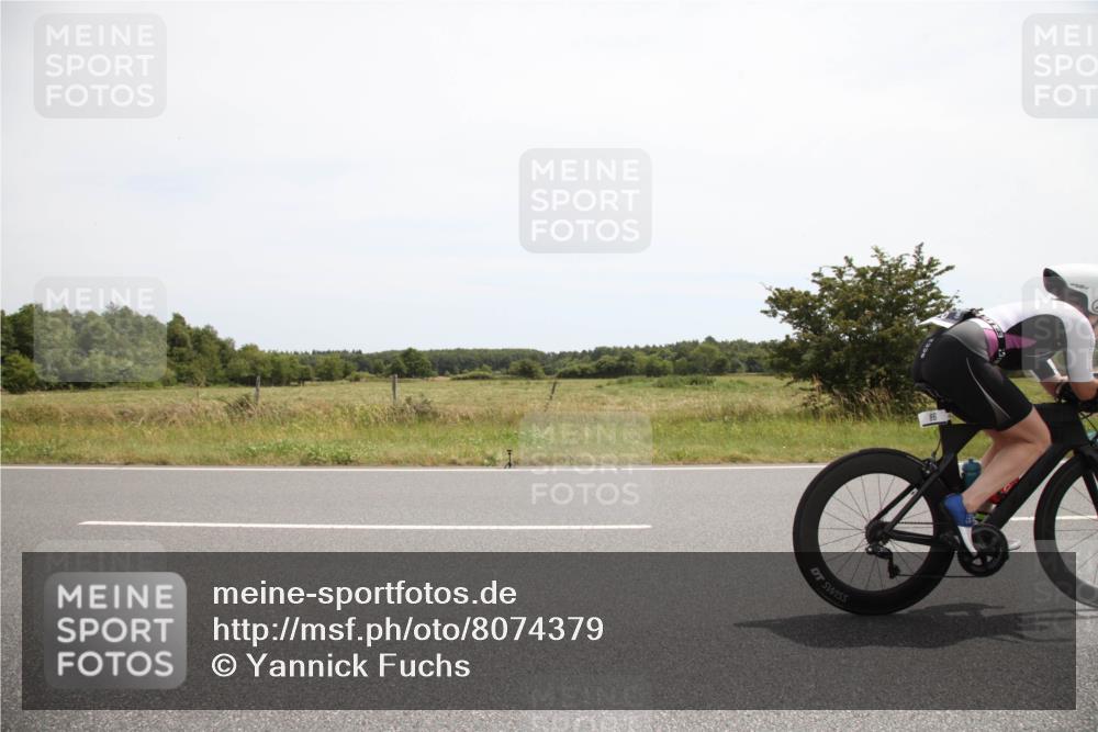 22.06.2025 - Viking Triathlon Yannick Fuchs http://msf.ph/oto/8074379 22.06.2025 13:03:17 Radfahren 86, 490, 637, 657 meine-sportfotos.de