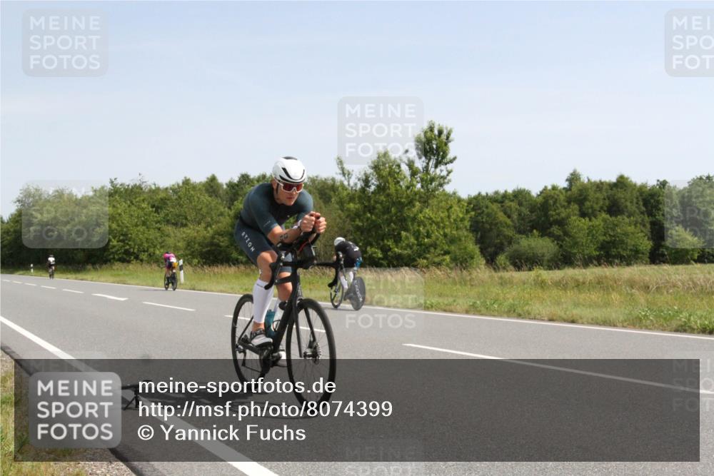 22.06.2025 - Viking Triathlon Yannick Fuchs http://msf.ph/oto/8074399 22.06.2025 11:22:50 Radfahren 2, 40, 134, 209, 312, 316, 506, 610 meine-sportfotos.de