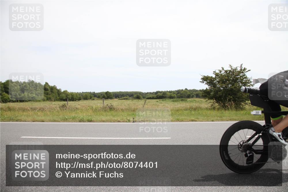 22.06.2025 - Viking Triathlon Yannick Fuchs http://msf.ph/oto/8074401 22.06.2025 13:03:36 Radfahren 44, 211, 356 meine-sportfotos.de