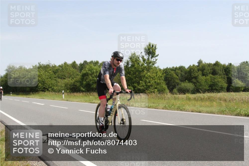 22.06.2025 - Viking Triathlon Yannick Fuchs http://msf.ph/oto/8074403 22.06.2025 11:23:00 Radfahren 20, 46, 81, 88, 161, 232, 265, 456, 532 meine-sportfotos.de