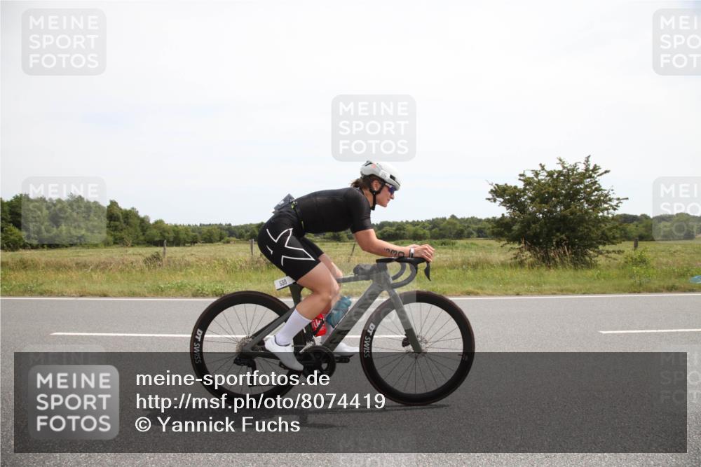 22.06.2025 - Viking Triathlon Yannick Fuchs http://msf.ph/oto/8074419 22.06.2025 13:03:41 Radfahren 44, 530 meine-sportfotos.de