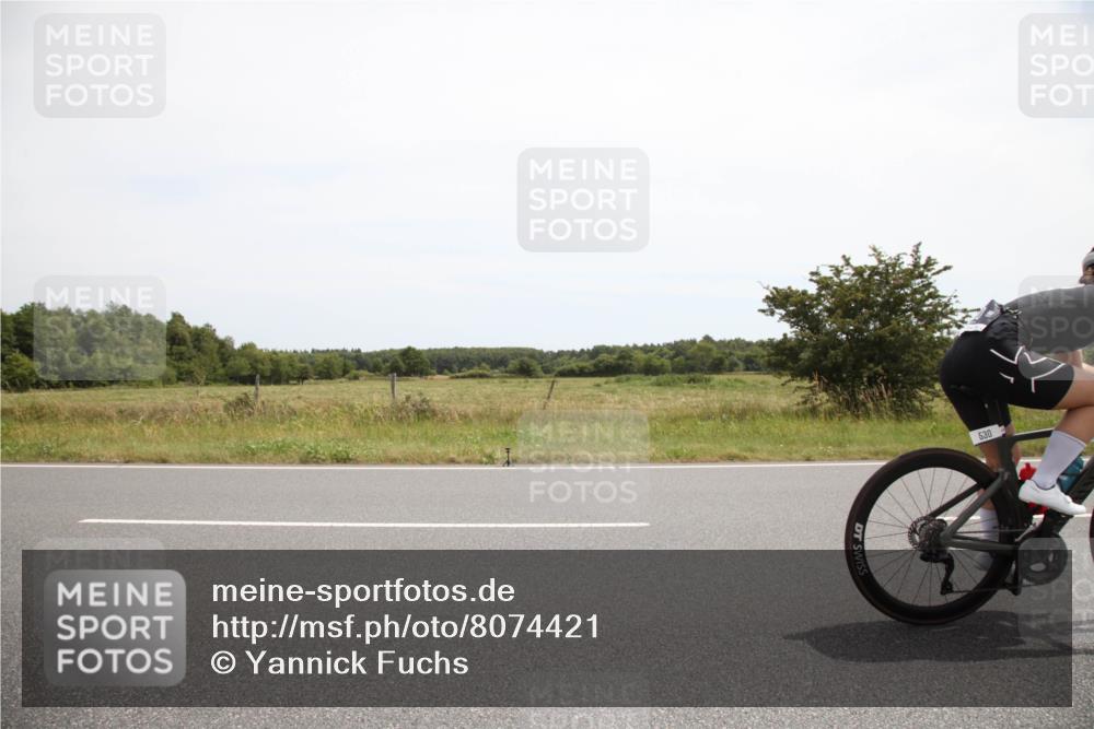 22.06.2025 - Viking Triathlon Yannick Fuchs http://msf.ph/oto/8074421 22.06.2025 13:03:41 Radfahren 44, 530 meine-sportfotos.de