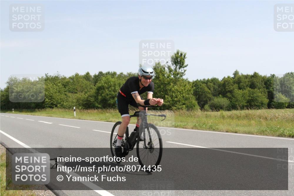 22.06.2025 - Viking Triathlon Yannick Fuchs http://msf.ph/oto/8074435 22.06.2025 11:23:28 Radfahren 157, 351 meine-sportfotos.de