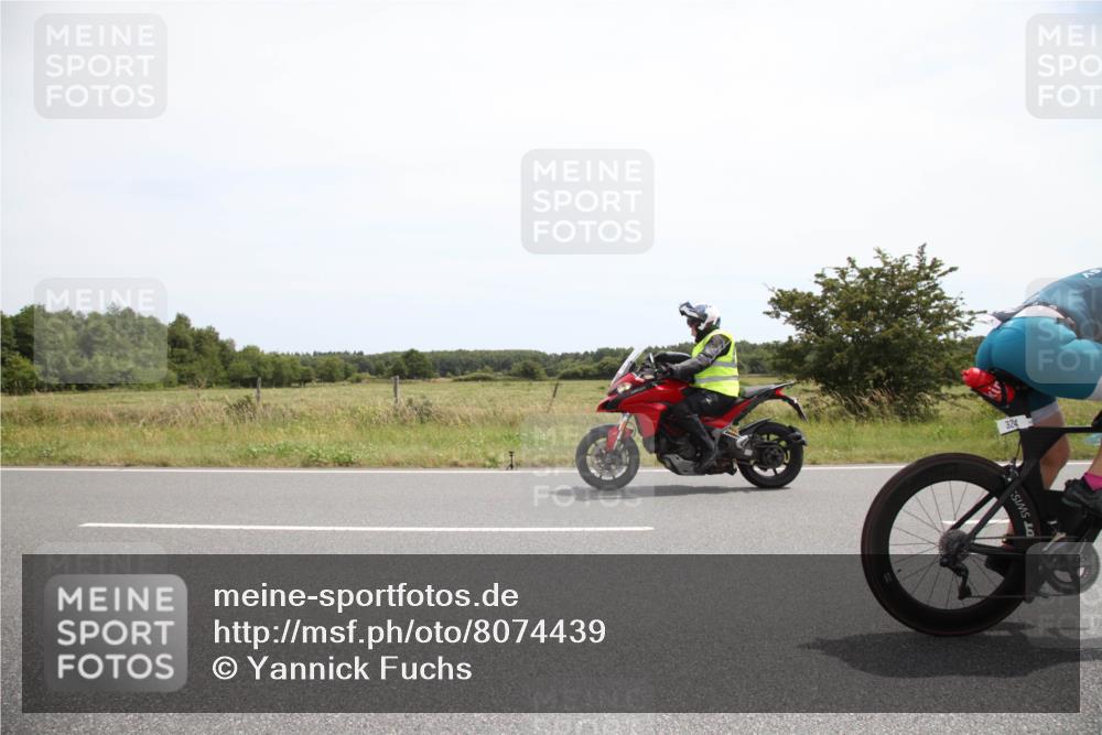 22.06.2025 - Viking Triathlon Yannick Fuchs http://msf.ph/oto/8074439 22.06.2025 13:03:58 Radfahren 220, 324 meine-sportfotos.de