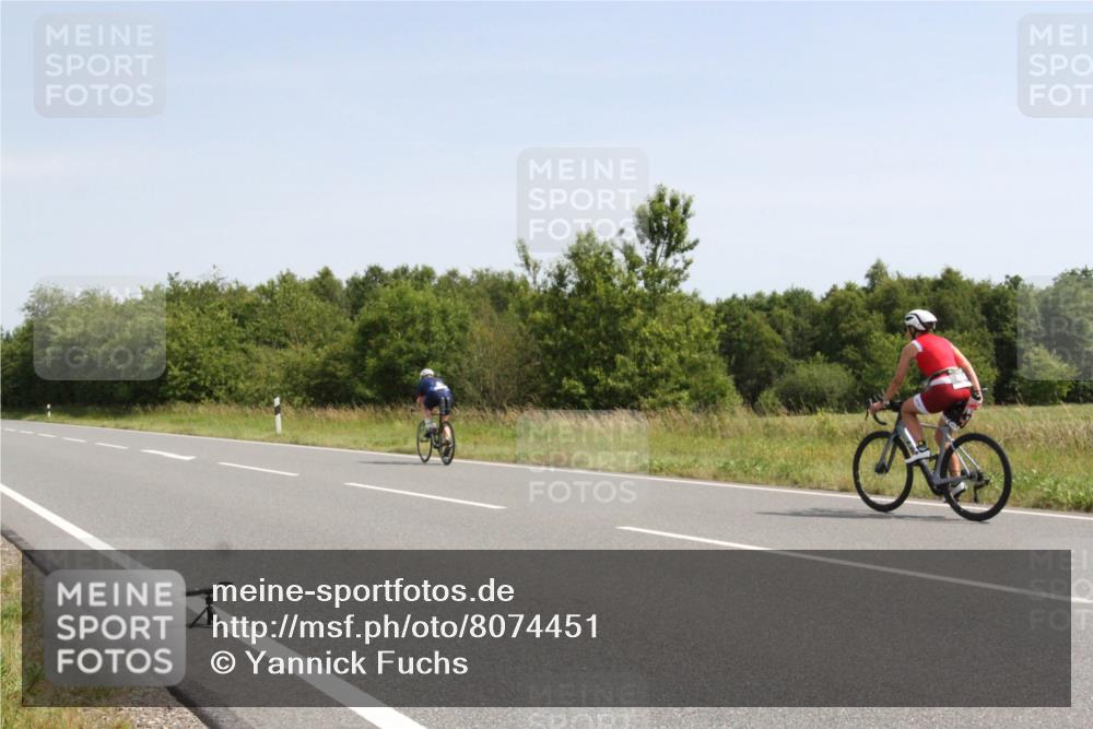 22.06.2025 - Viking Triathlon Yannick Fuchs http://msf.ph/oto/8074451 22.06.2025 11:23:41 Radfahren 34, 177, 179, 334, 365, 385, 414, 470, 484, 642 meine-sportfotos.de