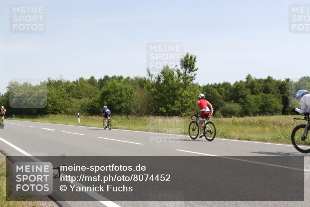 22.06.2025 - Viking Triathlon Yannick Fuchs http://msf.ph/oto/8074452 22.06.2025 11:23:41 Radfahren 34, 177, 179, 334, 365, 385, 414, 470, 484, 642 meine-sportfotos.de
