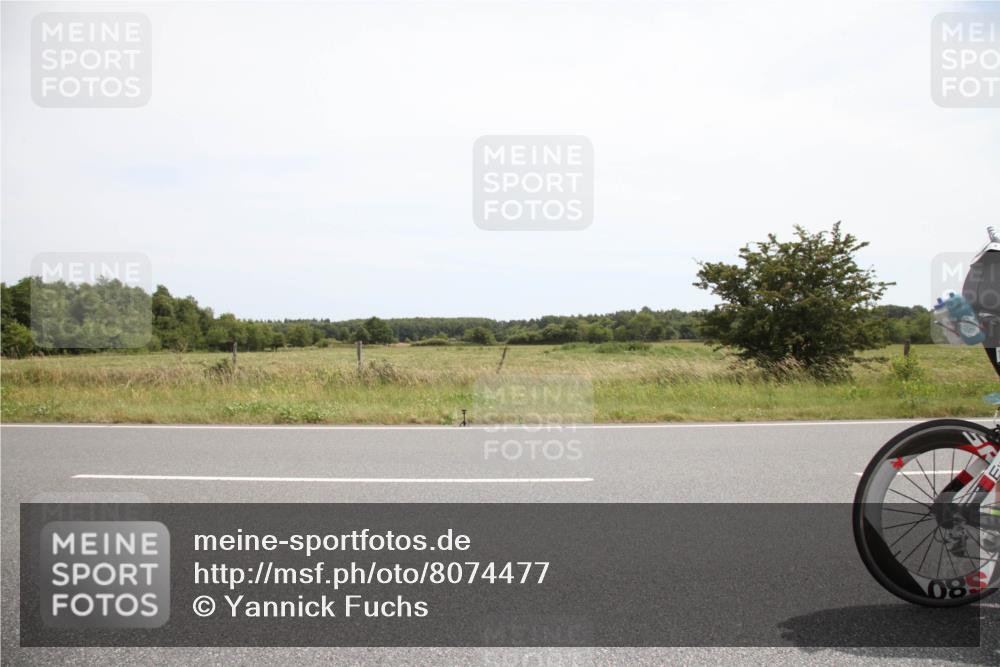 22.06.2025 - Viking Triathlon Yannick Fuchs http://msf.ph/oto/8074477 22.06.2025 13:04:33 Radfahren 331, 344 meine-sportfotos.de